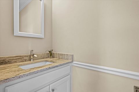 Tiny photo for 912 Morningside Drive, Lake Forest, IL 60045 (MLS # 12600284)