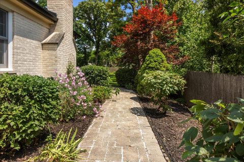 Tiny photo for 912 Morningside Drive, Lake Forest, IL 60045 (MLS # 12600284)