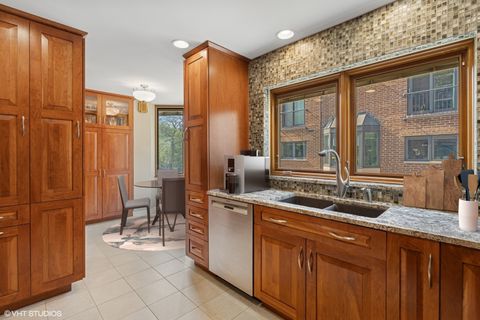 Tiny photo for 1318 N SUTTON Place, Chicago, IL 60610 (MLS # 12517095)