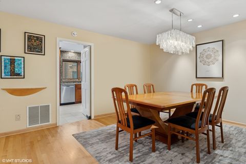 Tiny photo for 1318 N SUTTON Place, Chicago, IL 60610 (MLS # 12517095)