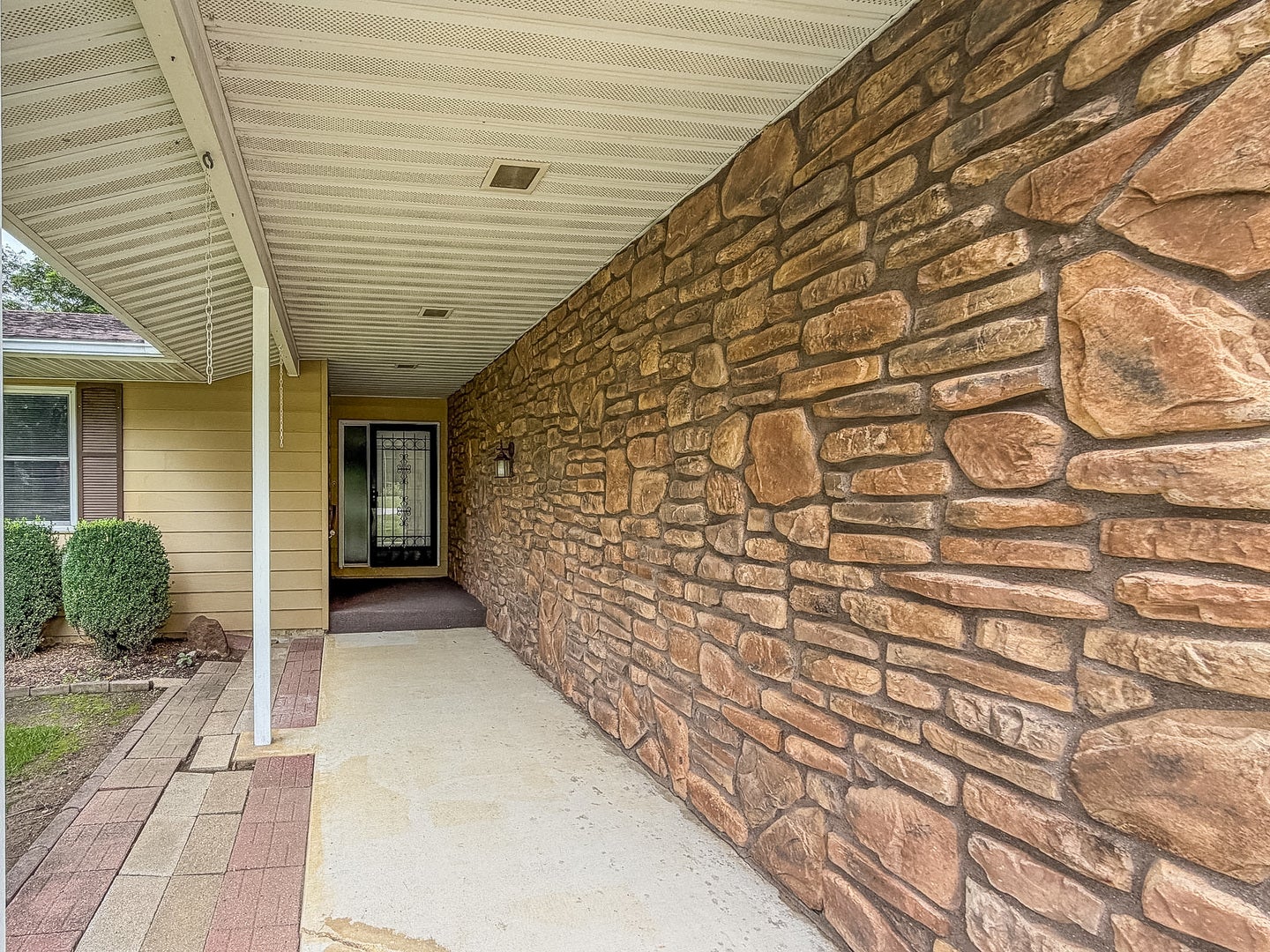 512 County Road 2490