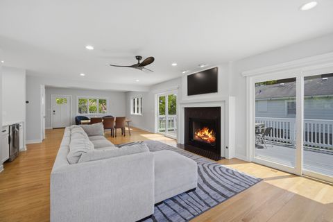 Tiny photo for 116 N Pine Avenue, Arlington Heights, IL 60004 (MLS # 12637463)