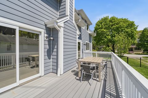 Tiny photo for 116 N Pine Avenue, Arlington Heights, IL 60004 (MLS # 12637463)