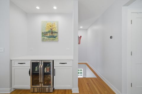 Tiny photo for 116 N Pine Avenue, Arlington Heights, IL 60004 (MLS # 12637463)