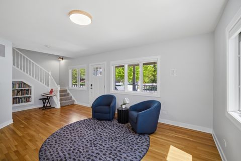 Tiny photo for 116 N Pine Avenue, Arlington Heights, IL 60004 (MLS # 12637463)
