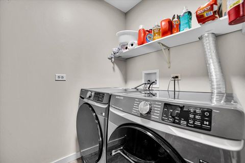 Tiny photo for 2664 College Hill Circle #381, Schaumburg, IL 60173 (MLS # 12572502)