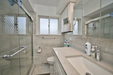 Tiny photo for 4351 W Chase Avenue, Lincolnwood, IL 60712 (MLS # 12648374)