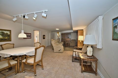 Tiny photo for 4351 W Chase Avenue, Lincolnwood, IL 60712 (MLS # 12648374)