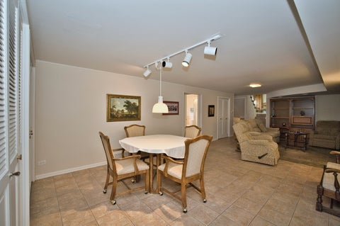 Tiny photo for 4351 W Chase Avenue, Lincolnwood, IL 60712 (MLS # 12648374)