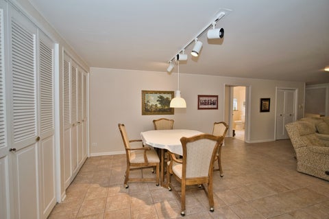 Tiny photo for 4351 W Chase Avenue, Lincolnwood, IL 60712 (MLS # 12648374)