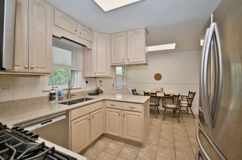 Tiny photo for 4351 W Chase Avenue, Lincolnwood, IL 60712 (MLS # 12648374)