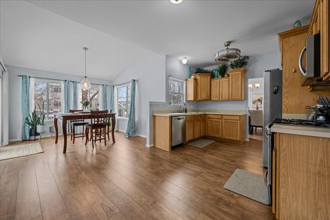 Tiny photo for 3305 Silver City Court, Montgomery, IL 60538 (MLS # 12531672)