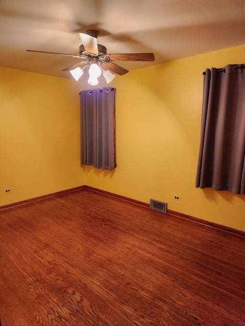 Tiny photo for 14415 S Saginaw Avenue S, Burnham, IL 60633 (MLS # 12702692)