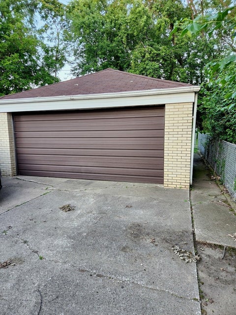 Tiny photo for 14415 S Saginaw Avenue S, Burnham, IL 60633 (MLS # 12702692)