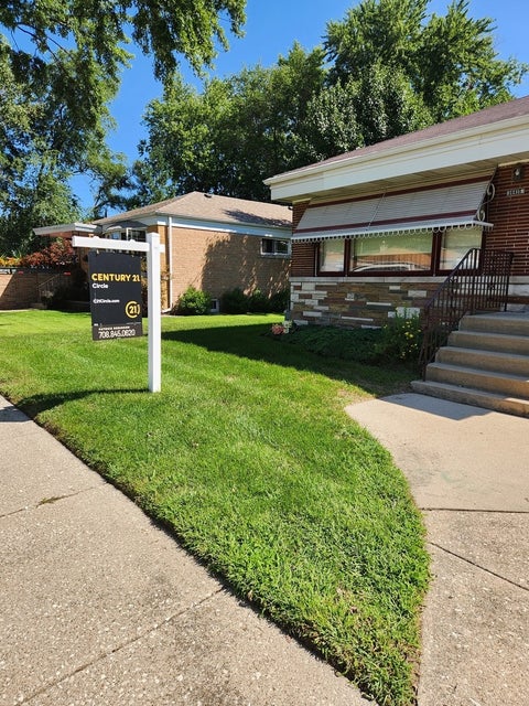 Tiny photo for 14415 S Saginaw Avenue, Burnham, IL 60633 (MLS # 12702692)
