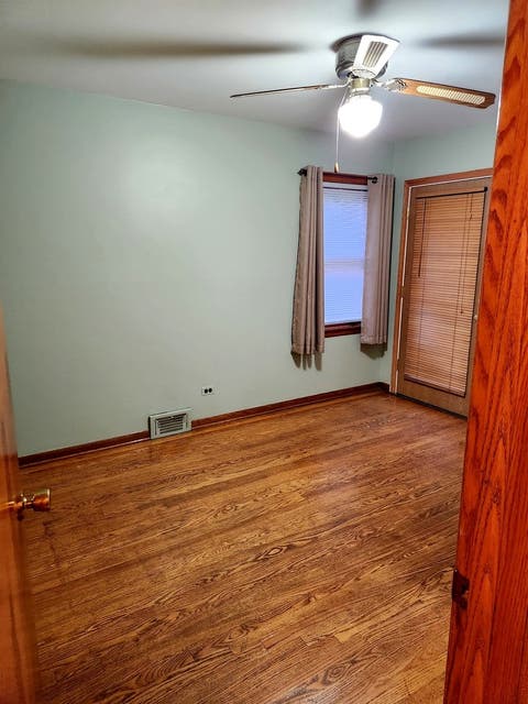 Tiny photo for 14415 S Saginaw Avenue S, Burnham, IL 60633 (MLS # 12702692)