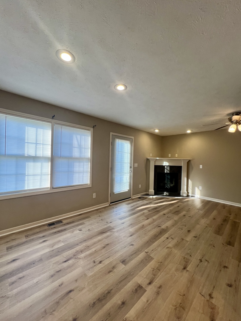 1112 Ekstam Drive 4