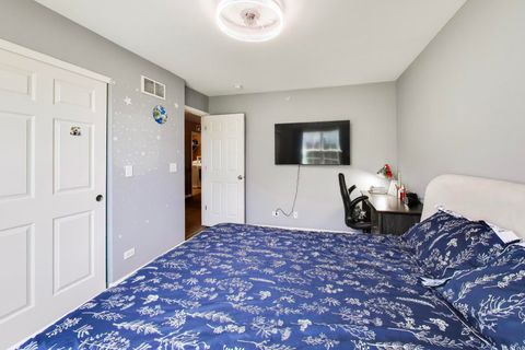 Tiny photo for 9809 Williams Drive #9809, Huntley, IL 60142 (MLS # 12586432)