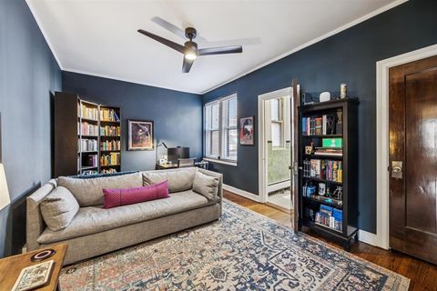 Tiny photo for 200 S Maple Avenue #12, Oak Park, IL 60302 (MLS # 12582105)