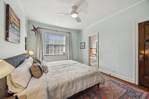 Tiny photo for 200 S Maple Avenue #12, Oak Park, IL 60302 (MLS # 12582105)