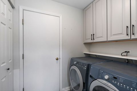 Tiny photo for 1925 Ozark Parkway, Algonquin, IL 60102 (MLS # 12443141)