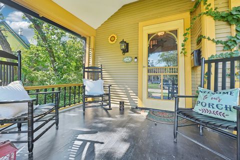 Tiny photo for 146 Westerfield Place, Grayslake, IL 60030 (MLS # 12489309)