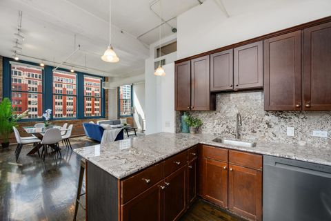 Tiny photo for 124 W Polk Street #307, Chicago, IL 60605 (MLS # 12658765)