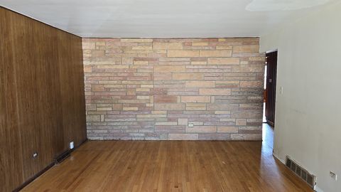 Tiny photo for 413 Greenbay Avenue, Calumet City, IL 60409 (MLS # 12475180)