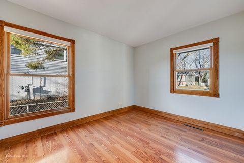Tiny photo for 216 Kosan Circle, Streamwood, IL 60107 (MLS # 12499815)