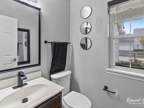 Tiny photo for 39W093 Shannon Square, Geneva, IL 60134 (MLS # 12502249)