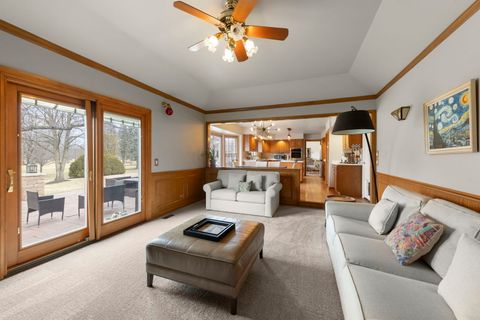 Tiny photo for 381 Prairie Knoll Drive, Naperville, IL 60565 (MLS # 12587926)