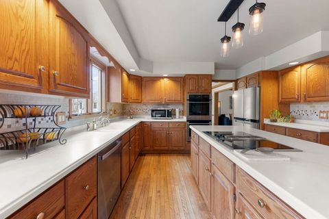 Tiny photo for 381 Prairie Knoll Drive, Naperville, IL 60565 (MLS # 12587926)