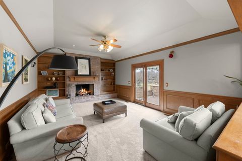 Tiny photo for 381 Prairie Knoll Drive, Naperville, IL 60565 (MLS # 12587926)