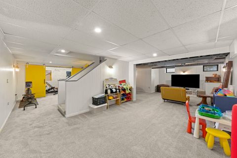 Tiny photo for 381 Prairie Knoll Drive, Naperville, IL 60565 (MLS # 12587926)