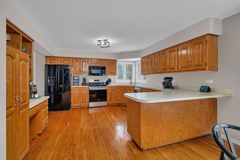 Tiny photo for 6 W Wend Street, Lemont, IL 60439 (MLS # 12628389)