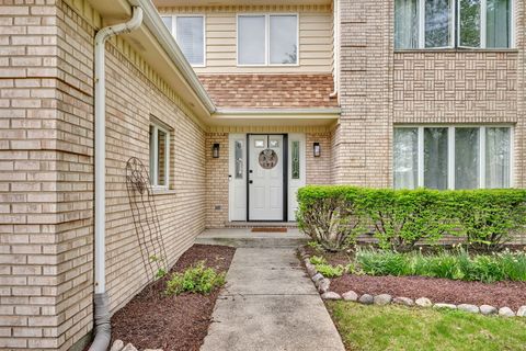 Tiny photo for 6 W Wend Street, Lemont, IL 60439 (MLS # 12628389)