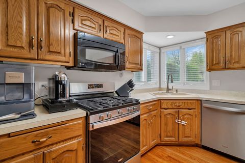 Tiny photo for 6 W Wend Street, Lemont, IL 60439 (MLS # 12628389)