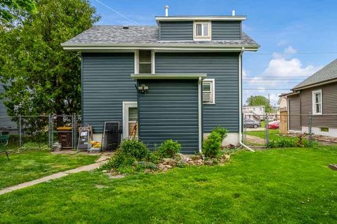 Tiny photo for 541 Roscoe Avenue, South Beloit, IL 61080 (MLS # 12638979)