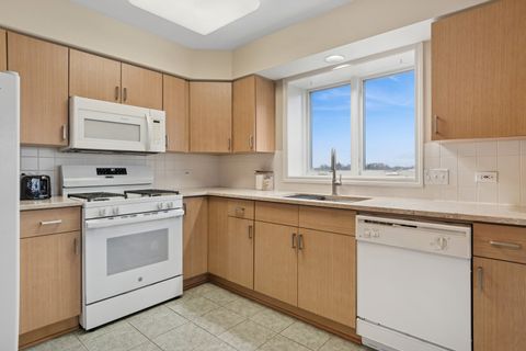Tiny photo for 100 N Gary Avenue #408, Wheaton, IL 60187 (MLS # 12532137)