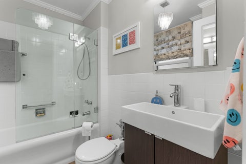 Tiny photo for 3740 N Lake Shore Drive #5A, Chicago, IL 60613 (MLS # 12686800)
