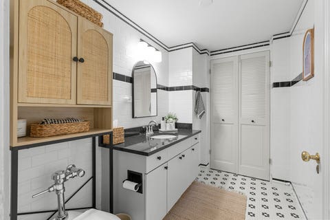 Tiny photo for 3740 N Lake Shore Drive #5A, Chicago, IL 60613 (MLS # 12686800)