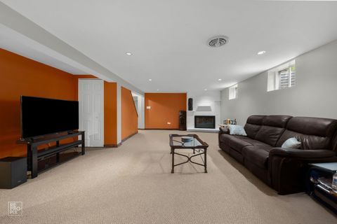 Tiny photo for 641 E Belmont Avenue, Addison, IL 60101 (MLS # 12391912)