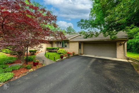 641 E Belmont Avenue Addison IL 60101