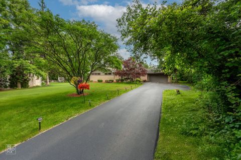 Tiny photo for 641 E Belmont Avenue, Addison, IL 60101 (MLS # 12391912)