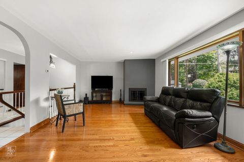 Tiny photo for 641 E Belmont Avenue, Addison, IL 60101 (MLS # 12391912)