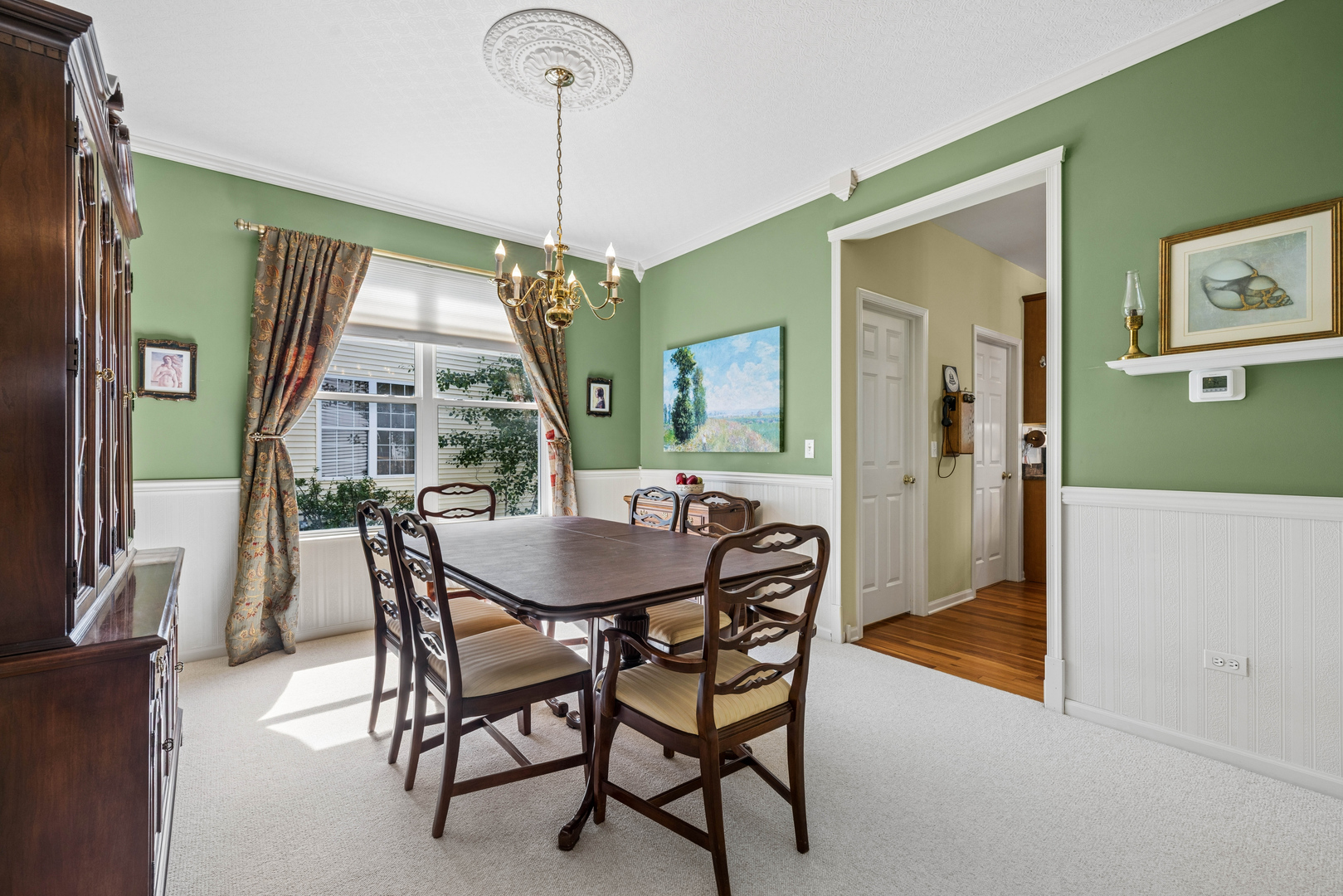 2312 W Cascade Circle