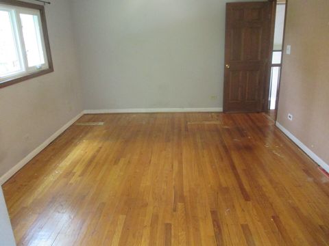 Tiny photo for 2N131 Willard Street, Carol Stream, IL 60188 (MLS # 12633428)