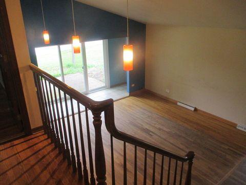 Tiny photo for 2N131 Willard Street, Carol Stream, IL 60188 (MLS # 12633428)