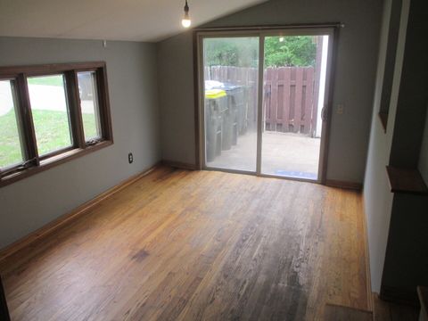Tiny photo for 2N131 Willard Street, Carol Stream, IL 60188 (MLS # 12633428)