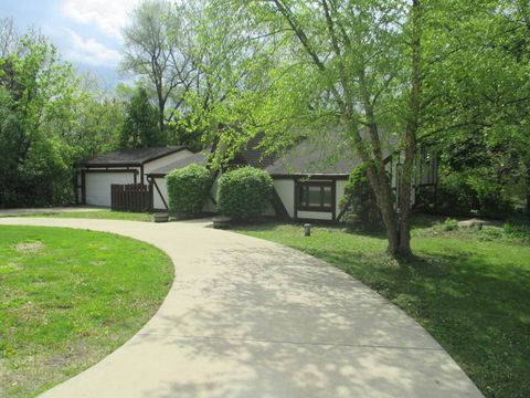 Tiny photo for 2N131 Willard Street, Carol Stream, IL 60188 (MLS # 12633428)